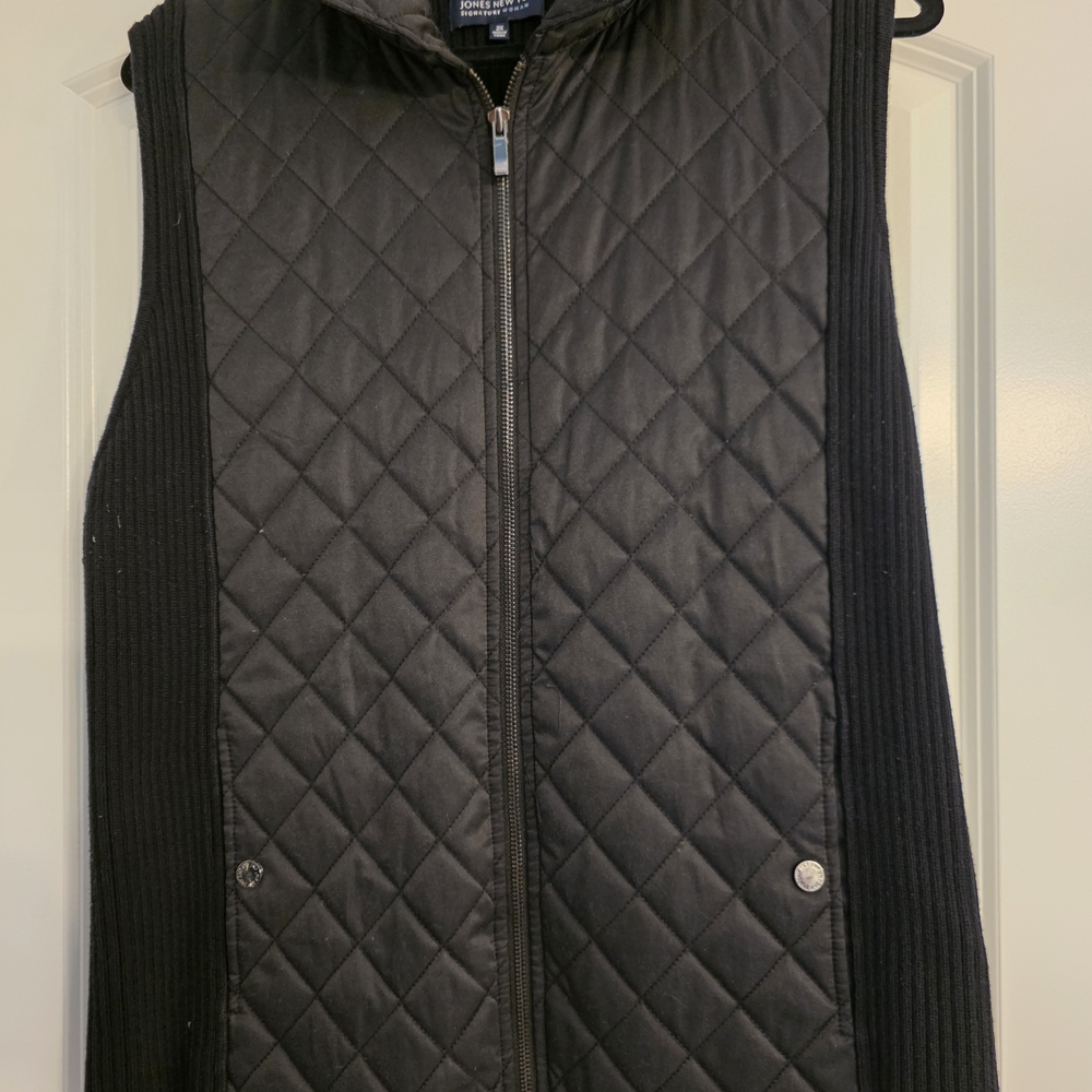 Jones New York Black Quilted Zip-Front Vest - Picture 1 of 3